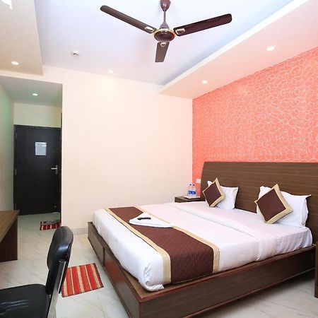Hotel Railview Bhubaneswar Exterior photo