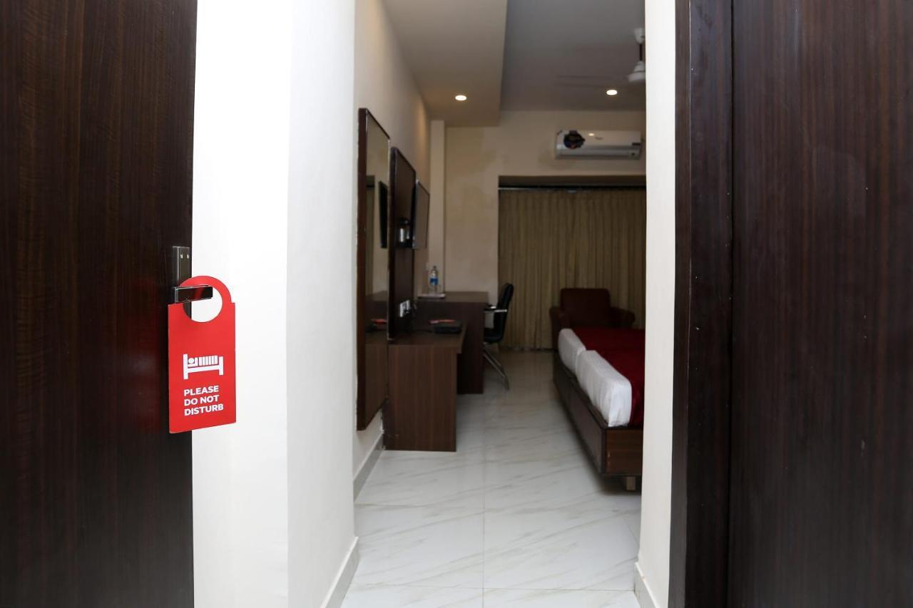 Hotel Railview Bhubaneswar Exterior photo